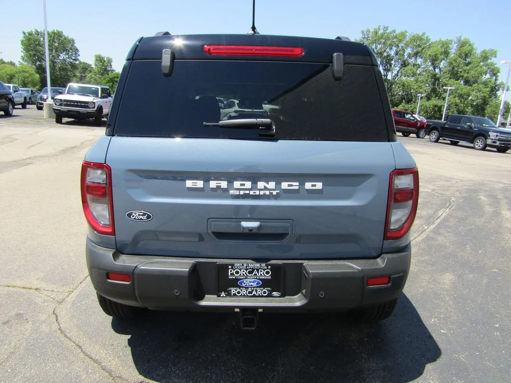 New 2026 Azure Gray Metallic Tri-Coat Ford Outer Banks® image 6