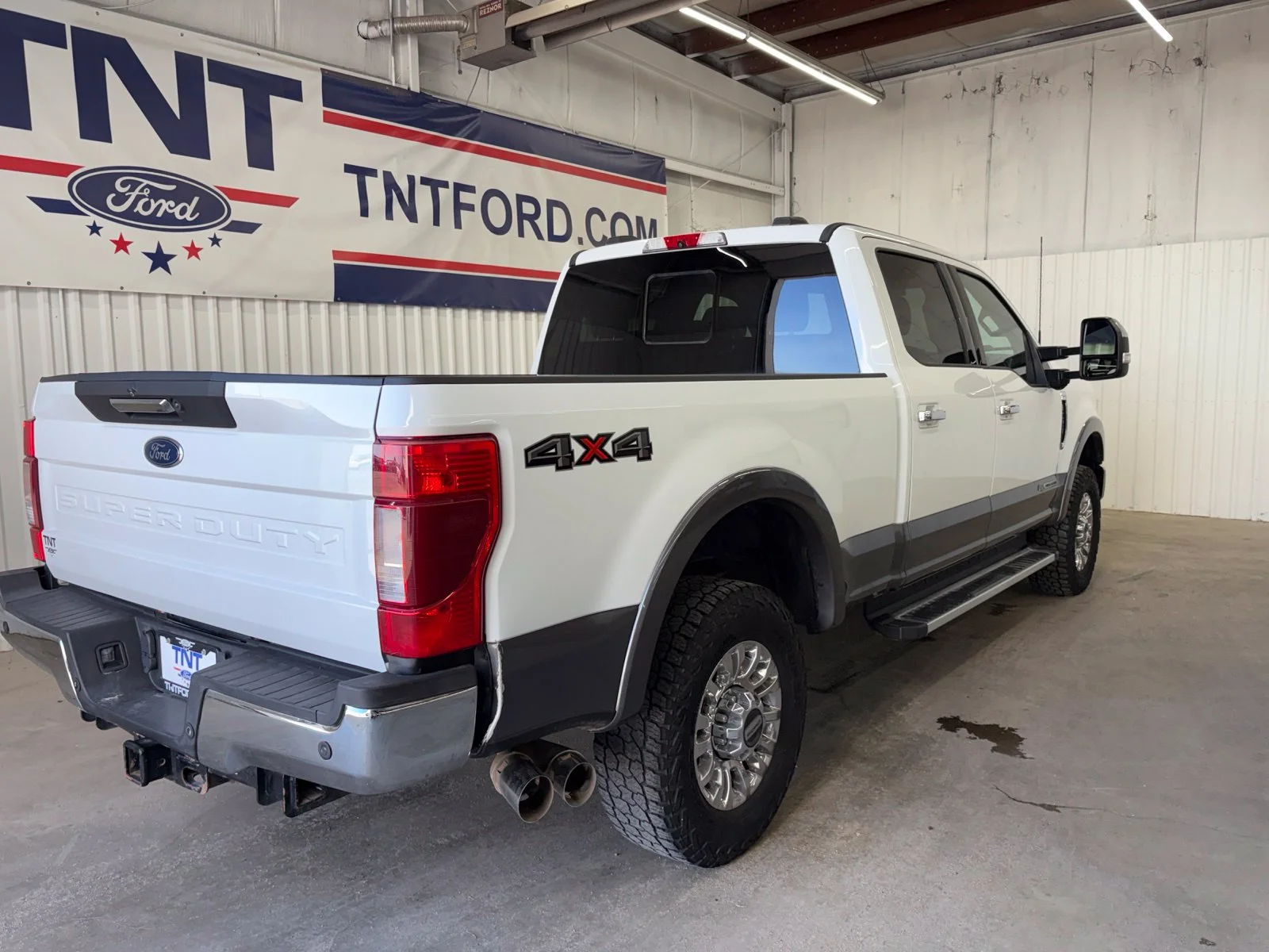 Used 2022 White Ford Lariat image 7