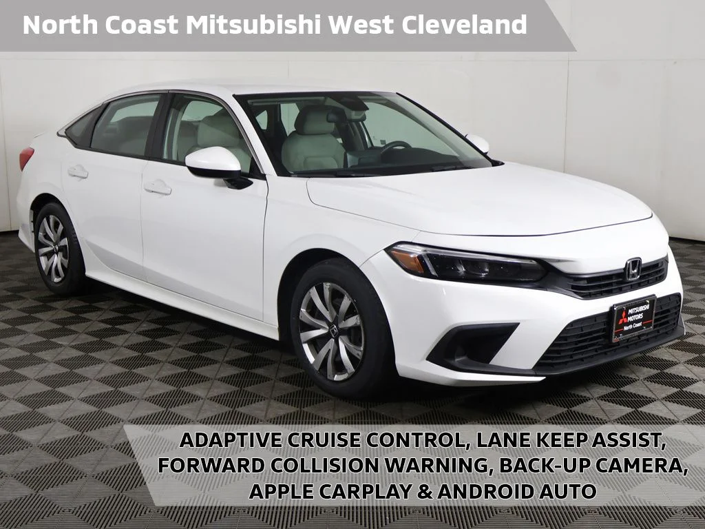 Used 2023 White Honda LX image 1