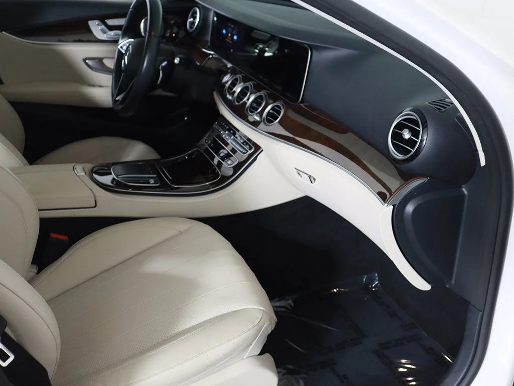 2022 Mercedes-Benz E-Class E350 - Photo 27