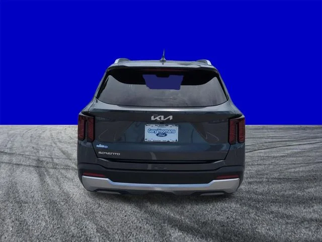 Certified Used 2025 Gray Kia SX image 5