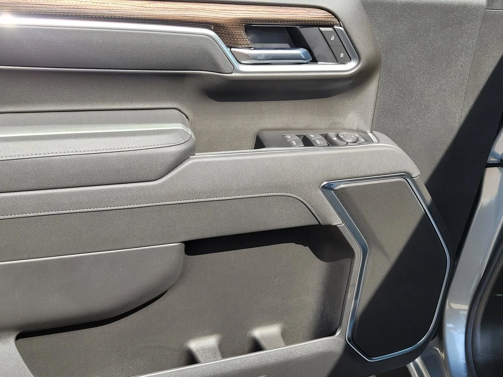 2026 Chevrolet Silverado 1500 LT - Photo 12