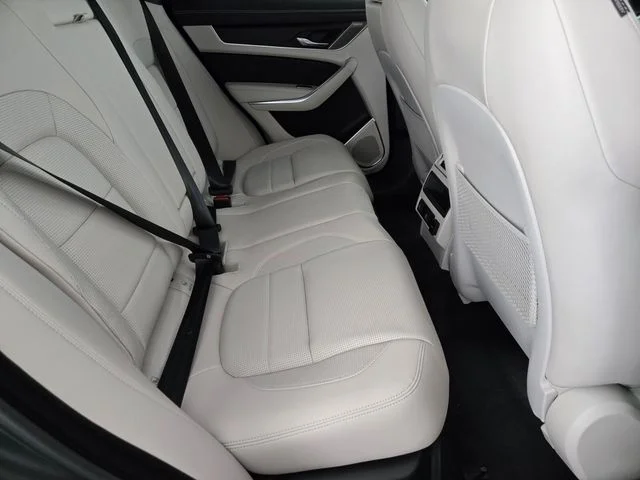 2026 Jaguar F-Pace R-Dynamic S - Photo 17