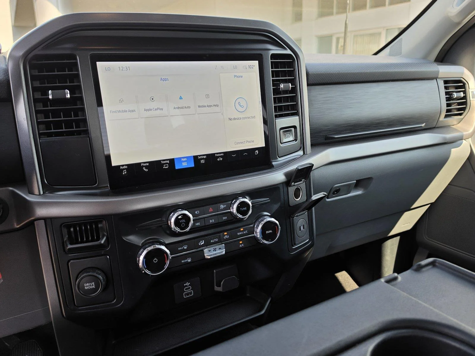 Used 2025  Ford XLT image 25