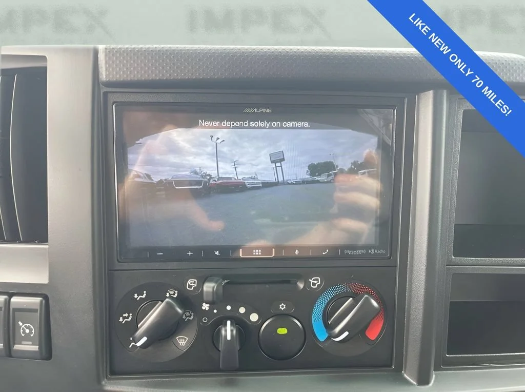 Used 2024 Arc White Chevrolet 1WT image 18