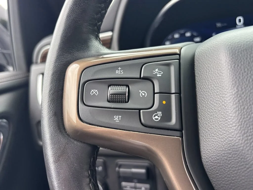 Used 2022 Black Chevrolet High Country image 34