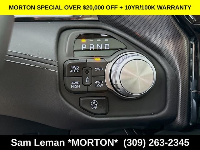 New 2026 Diamond Black Crystal Pearl-Coat Exterior Paint Ram Limited image 17