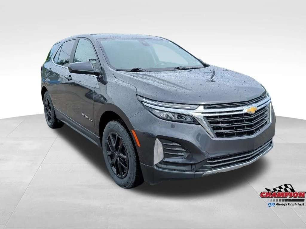 Used 2023 Gray Chevrolet LT image 2