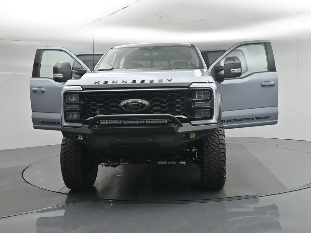 New 2026 Glacier Gray Metallic Tri-Coat Ford Lariat image 35