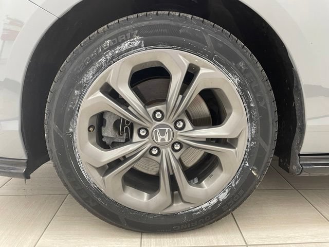 Used 2024 Gray Honda EX-L image 6