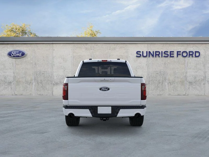 New 2026 Oxford White Ford XLT image 5