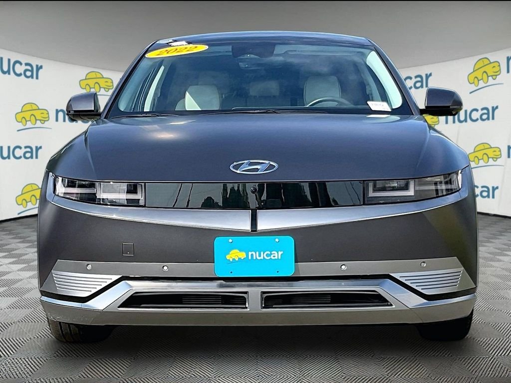 Used 2022 Gray Hyundai Limited image 2