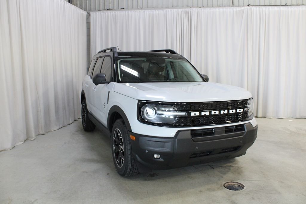 New 2026 Space White Metallic Ford Outer Banks image 39