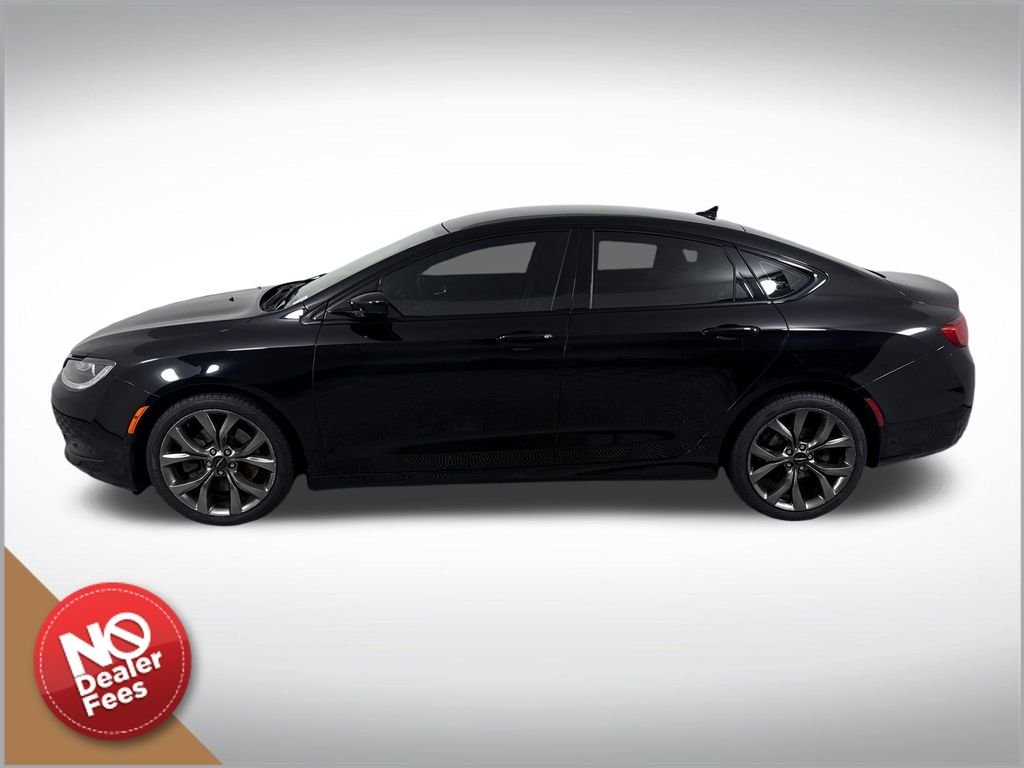 Used 2015 Black Chrysler S image 7