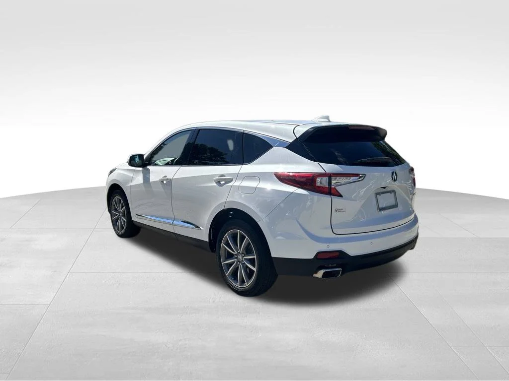 Used 2023 White Acura Technology Package image 3