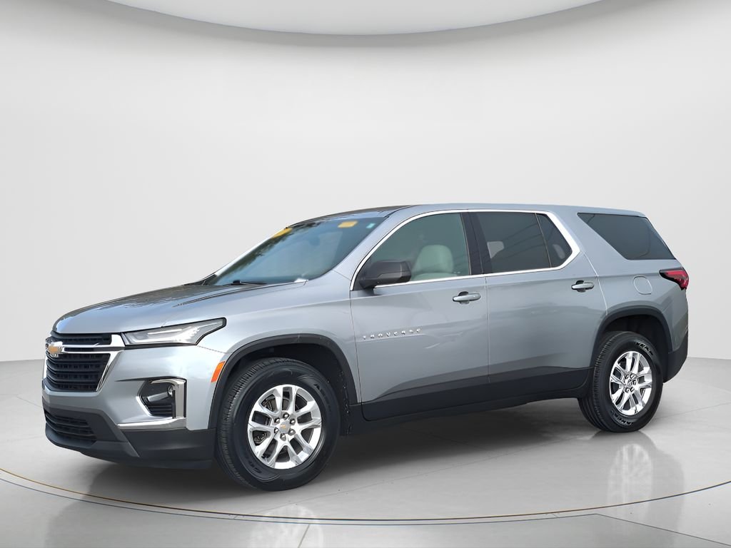 2023 Chevrolet Traverse FWD LS's photo