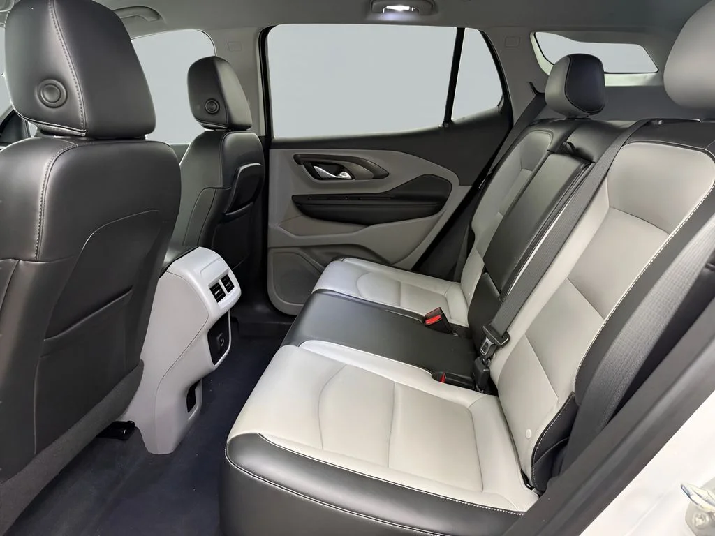 2022 GMC Terrain SLT - Photo 14