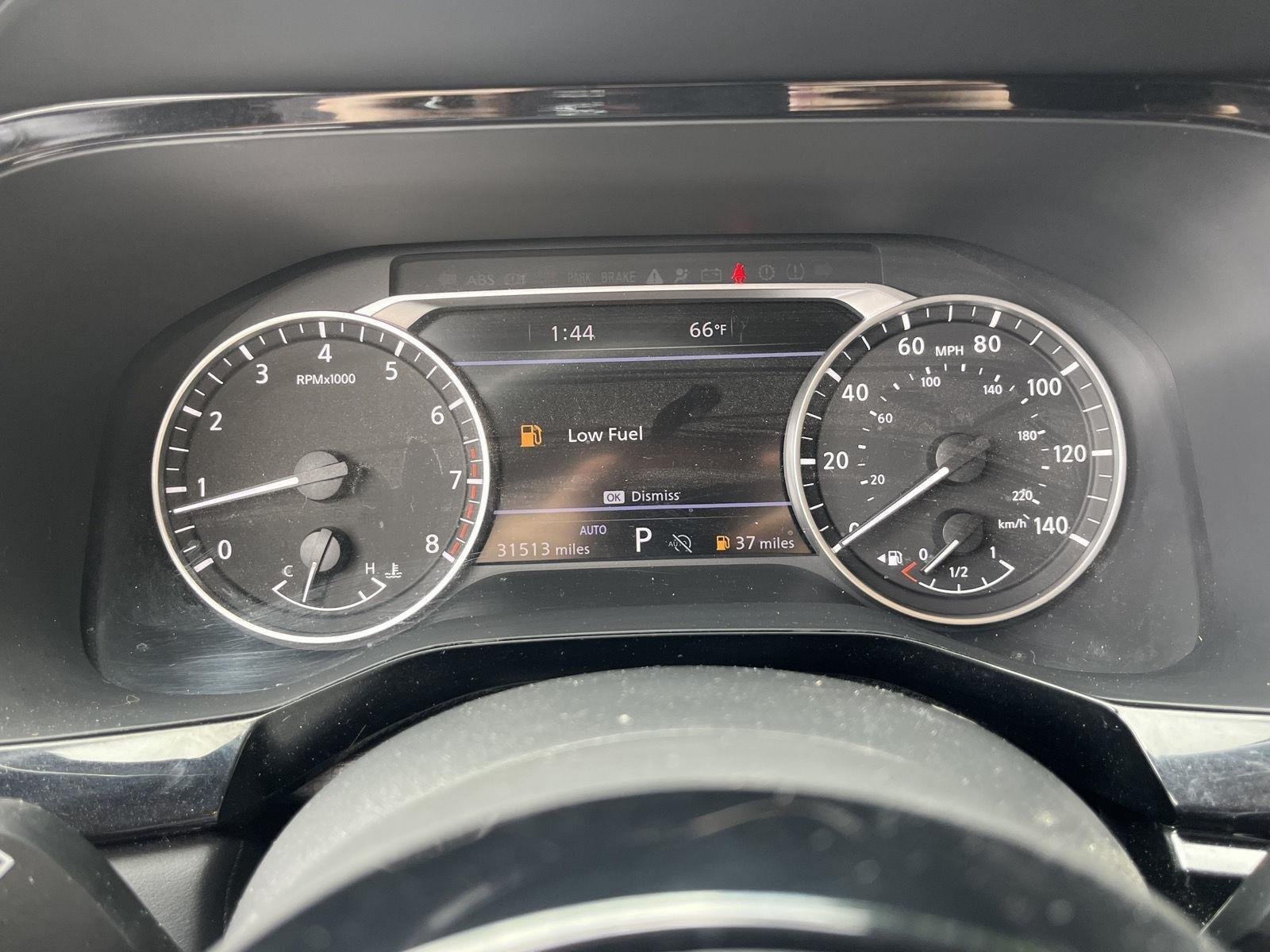 Used 2024 Scarlet Ember Nissan SL image 28