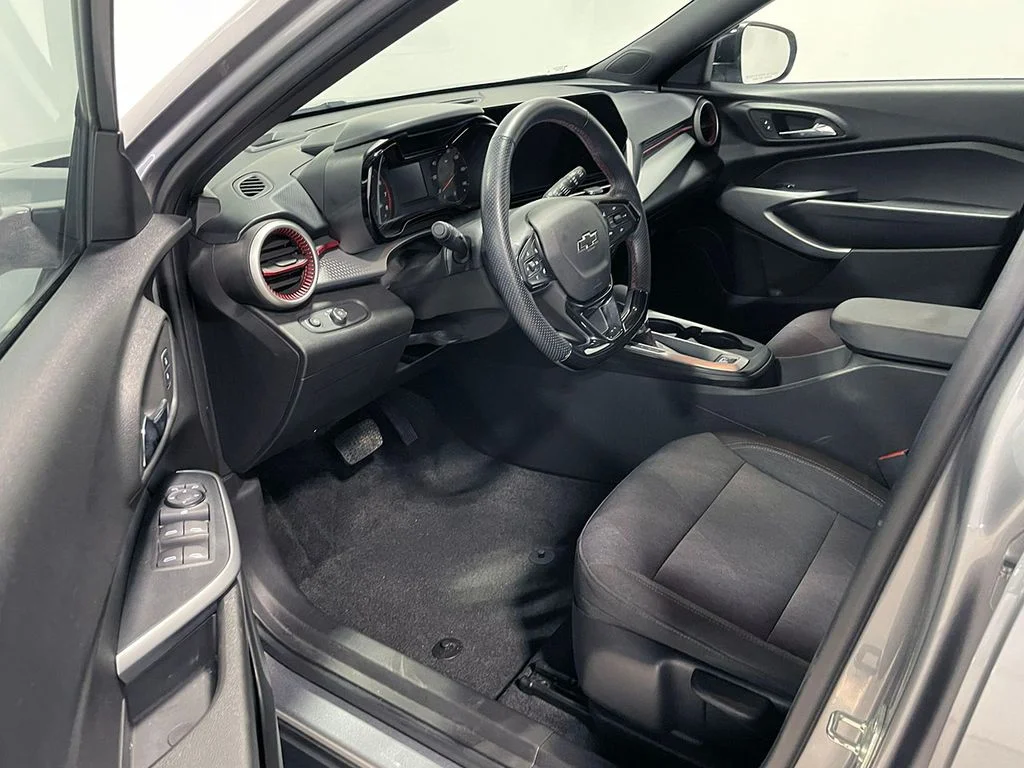Used 2024 Gray Chevrolet 1RS image 19