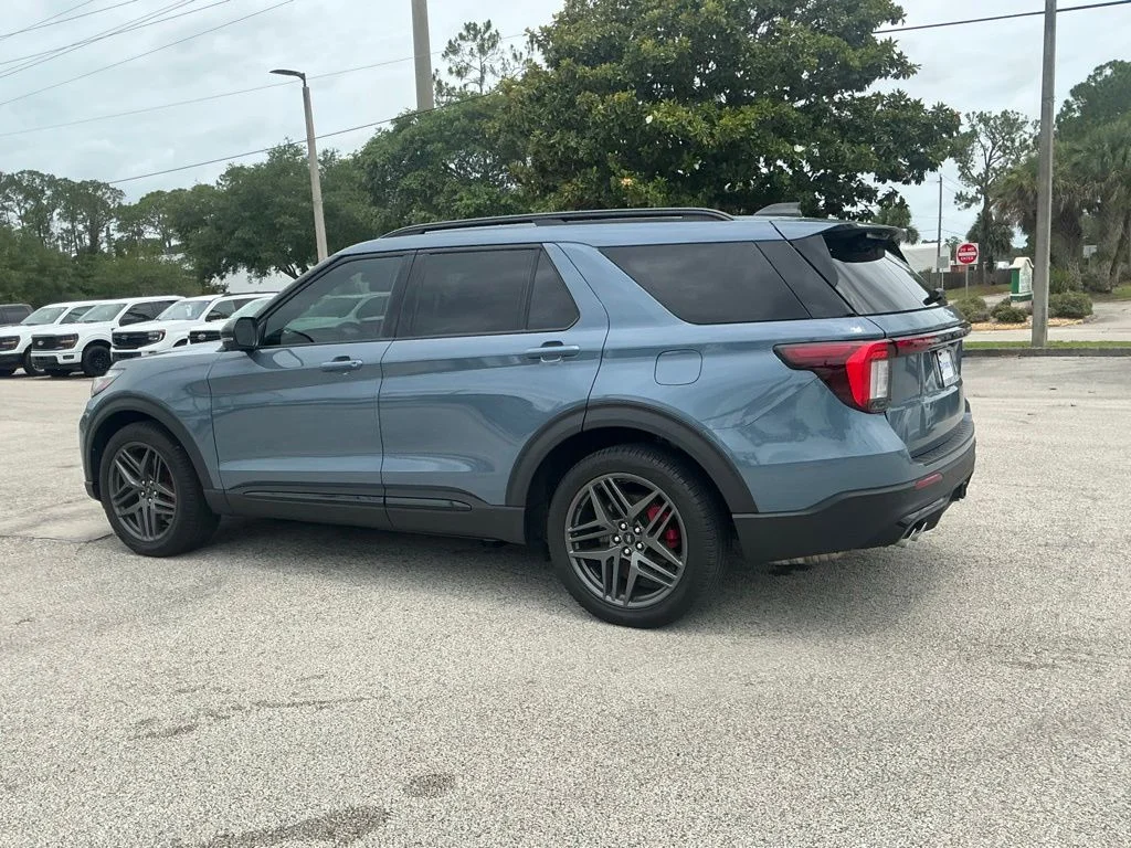 Used 2025 Blue Ford ST image 6