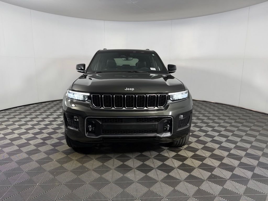 Certified Used 2024 Rocky Mountain Pearlcoat Jeep Overland image 6