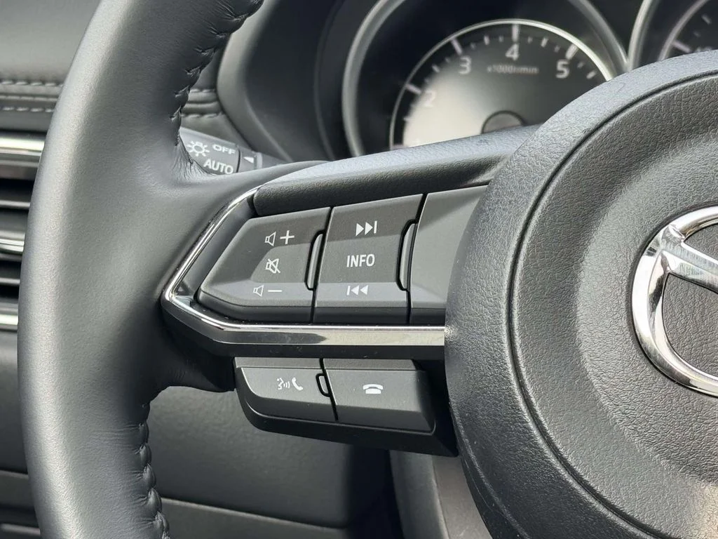2023 Mazda CX-5 S Preferred package - Photo 23