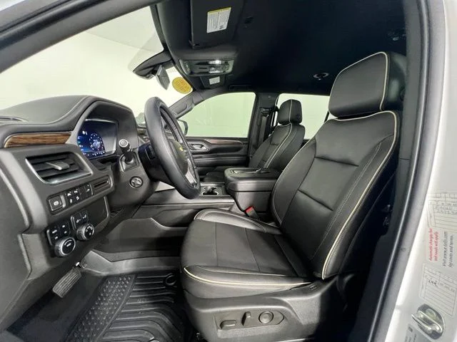 Used 2022 White Chevrolet Premier image 11