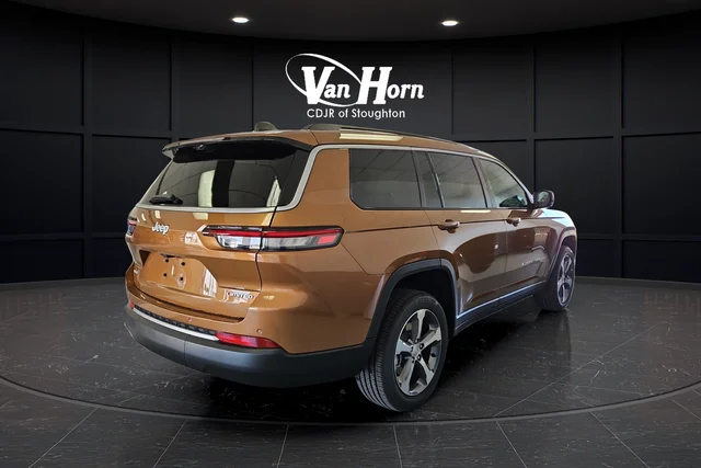 New 2026 Copper Shino Metallic Clearcoat Jeep Limited image 7