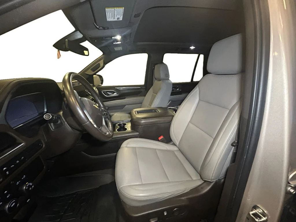 Used 2022 Empire Beige Chevrolet LT image 9