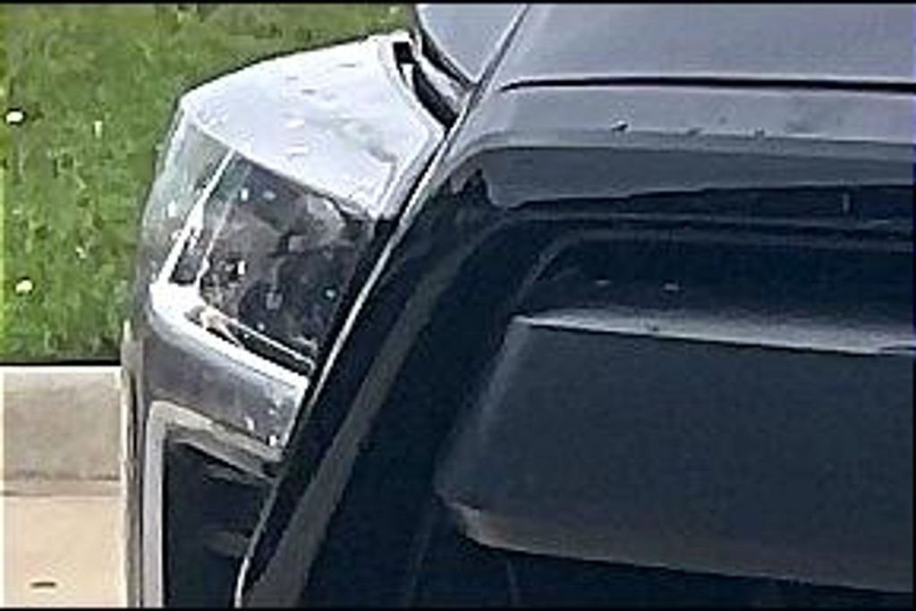 Used 2025 Black Toyota SR5 image 28