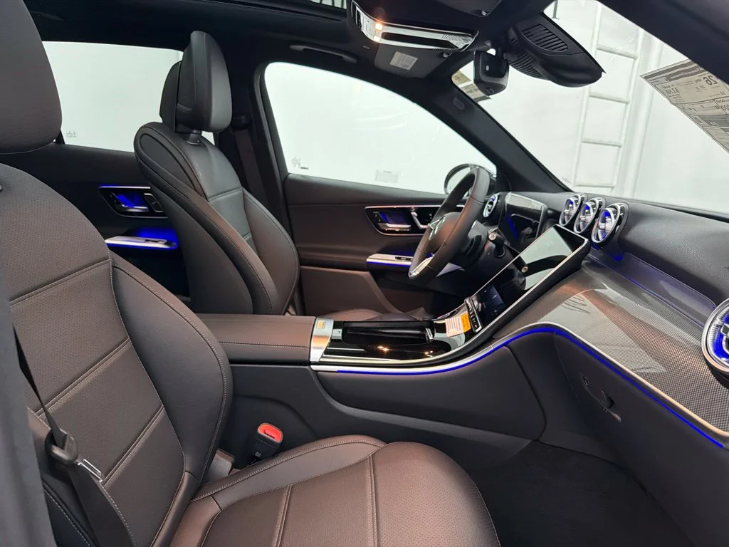 New 2027 Gray Mercedes-Benz GLC 300 image 29