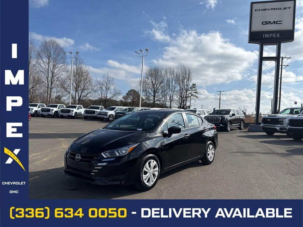 Black 2023 Nissan Versa S FWD Sedan Front-Wheel Drive