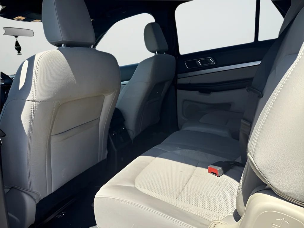 Used 2018 Red Ford XLT image 18