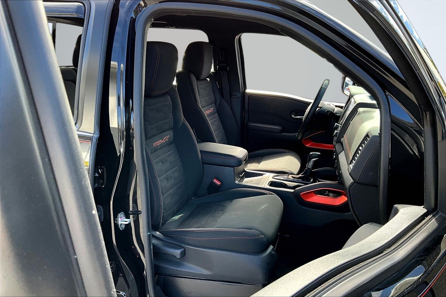 Used 2022 Black Nissan PRO-4X image 26