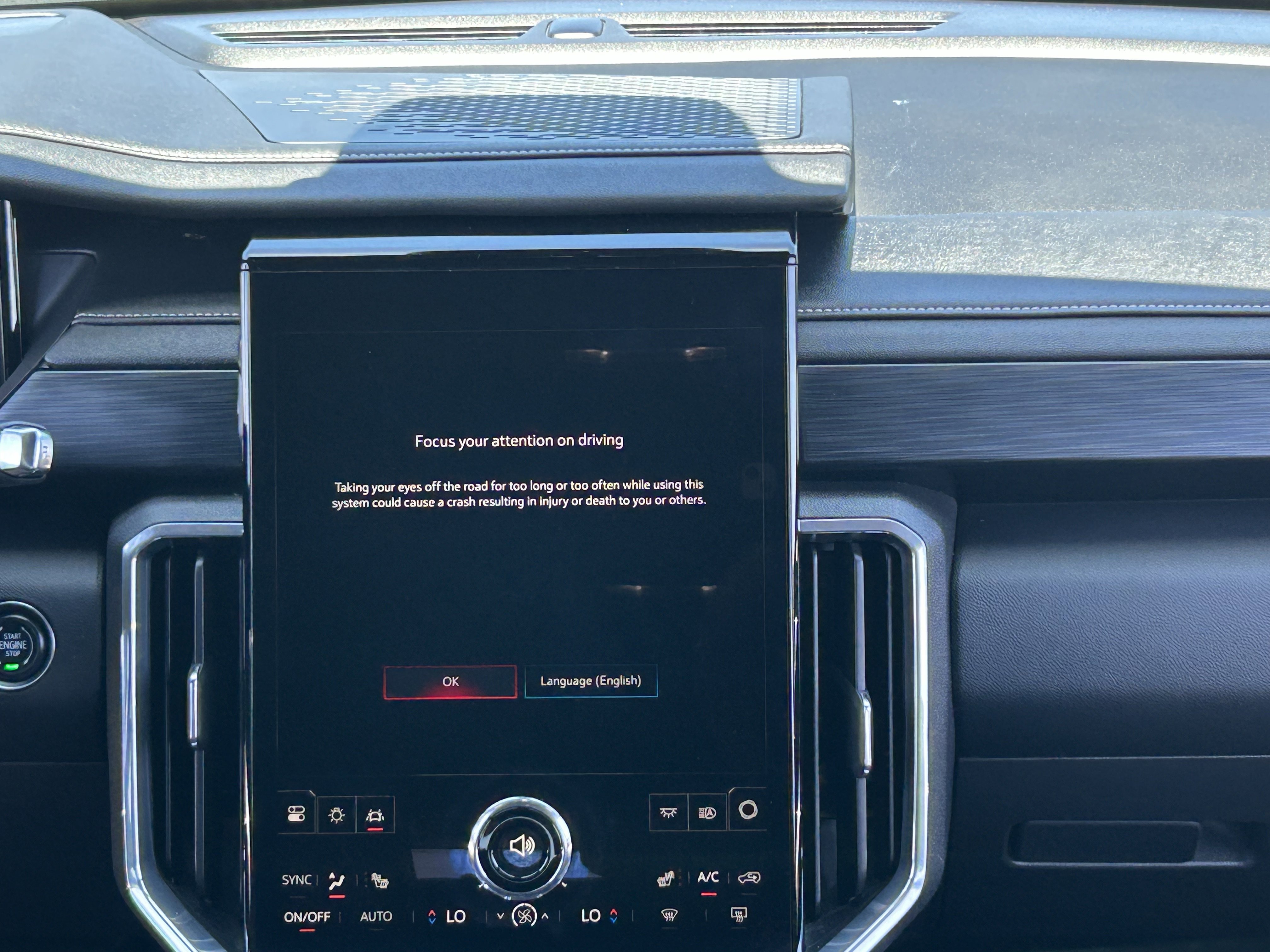 2025 GMC Acadia Elevation - Photo 18