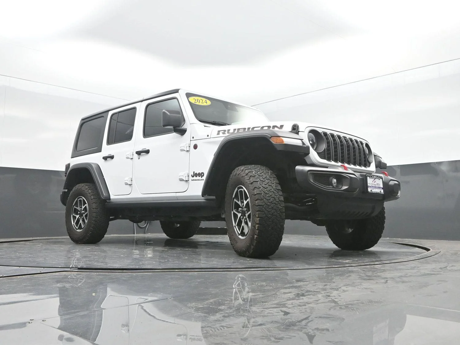 Used 2024 Bright White Jeep Rubicon image 32