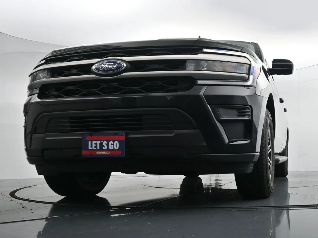 Used 2024 Black Ford XLT image 19