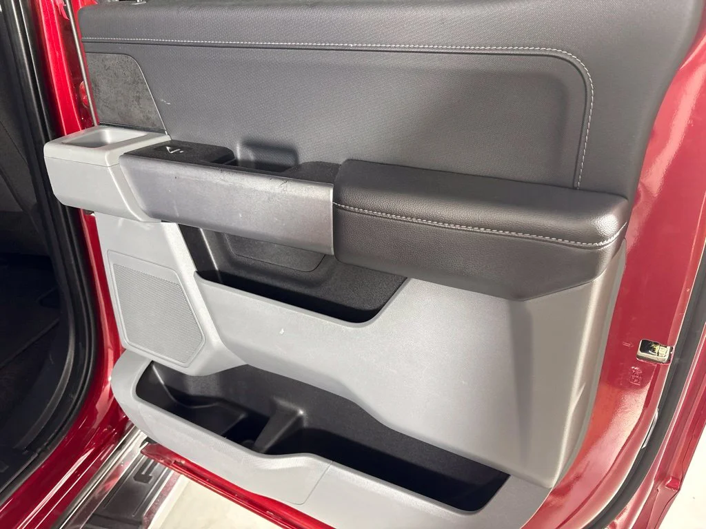Used 2025 Red Ford XLT image 21