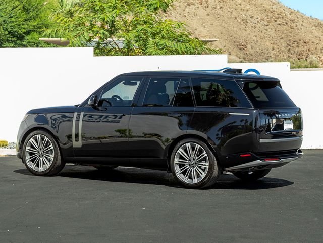Certified Used 2025 Santorini Black Metallic Land Rover SE image 9