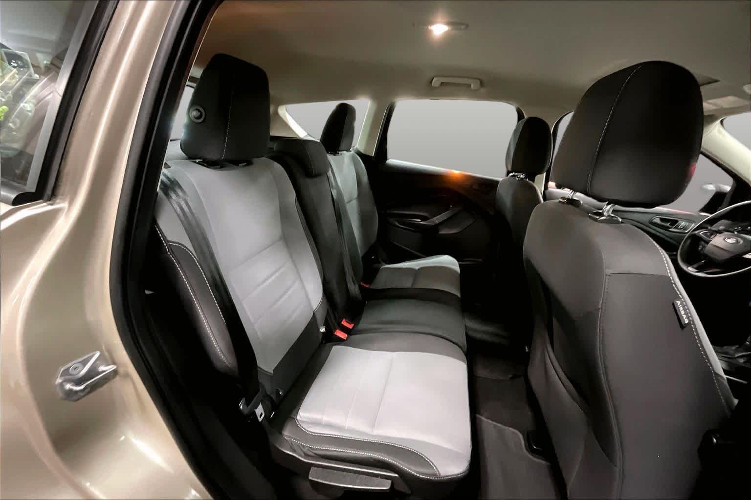 Used 2017 White Gold Metallic Ford S image 19