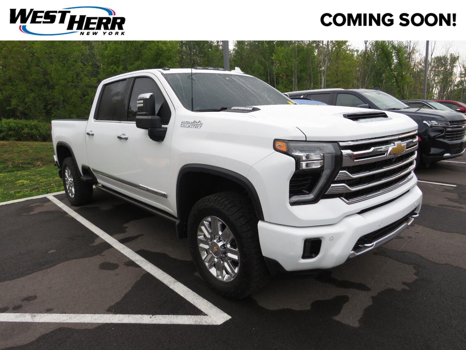 Used 2024 Summit White Chevrolet High Country image 1