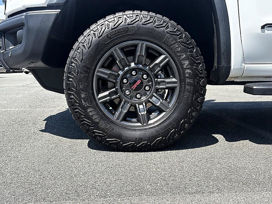 Used 2024 Summit White GMC AT4X image 11