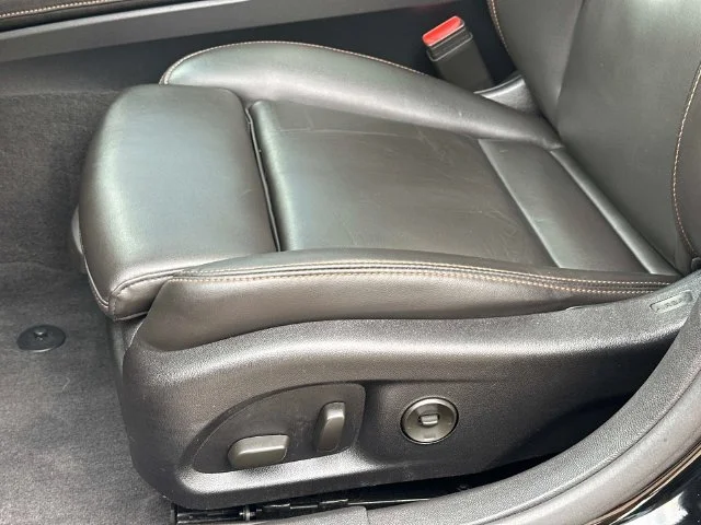 Used 2020 Black Cadillac Sport image 20