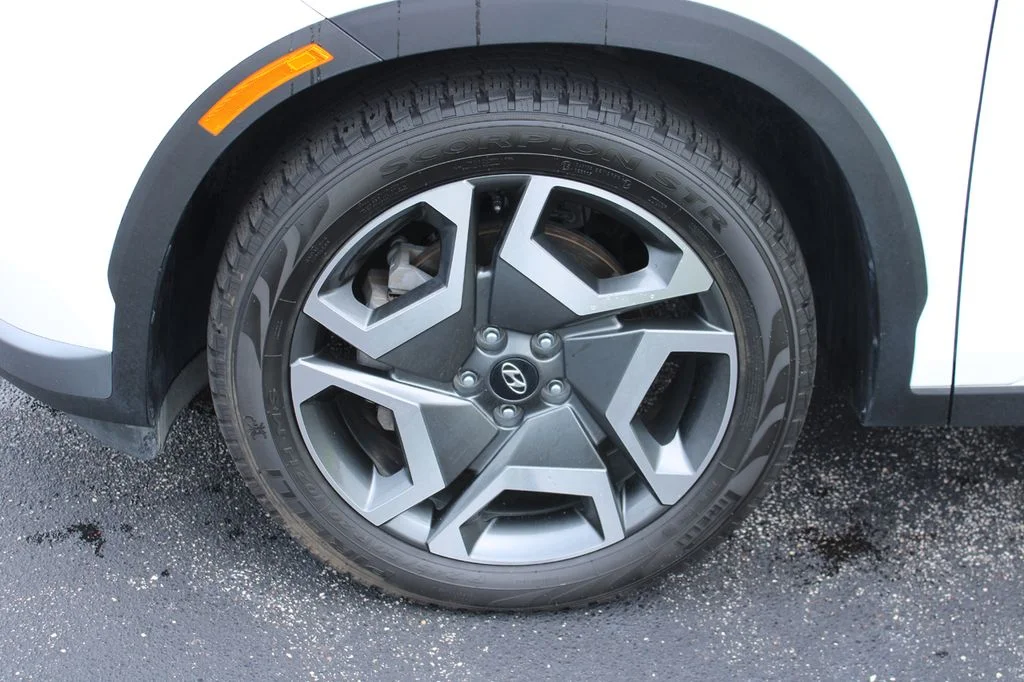 Used 2023 Hyper White Hyundai Limited image 5