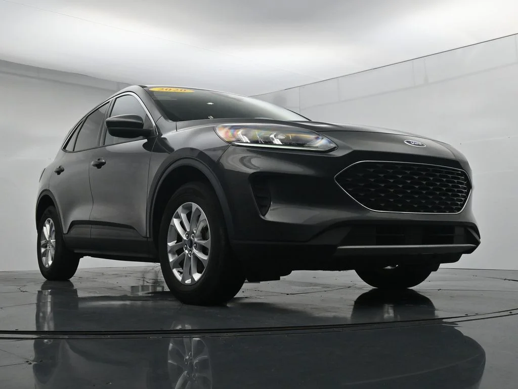 Used 2020 Gray Ford SE image 28