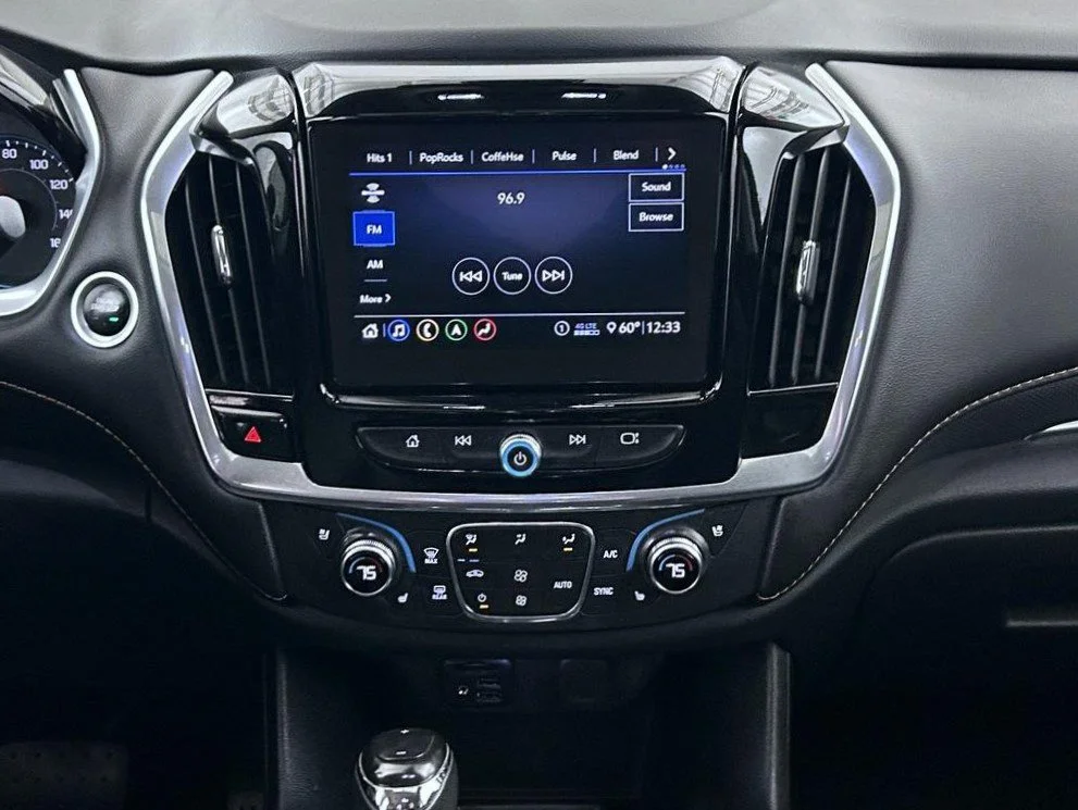 Used 2020 Silver Chevrolet Premier image 12