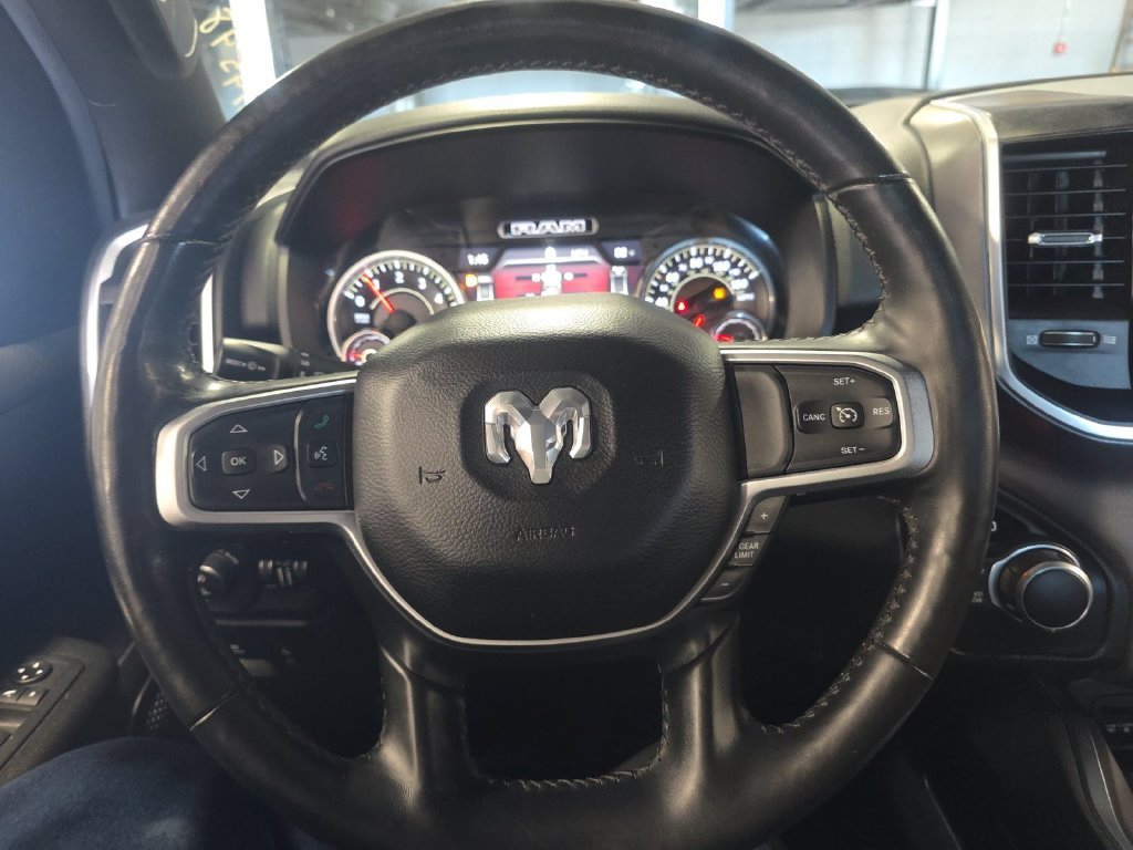 Used 2019 White Ram Big Horn/Lone Star image 4