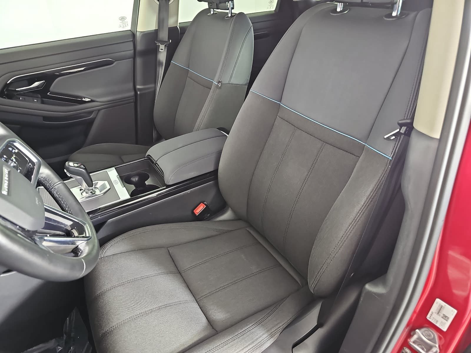 Used 2021 Red Land Rover S image 15