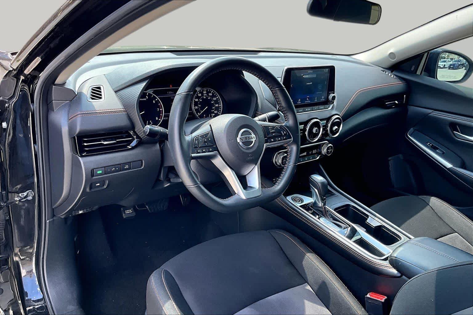 Used 2022 Super Black Nissan SR image 15