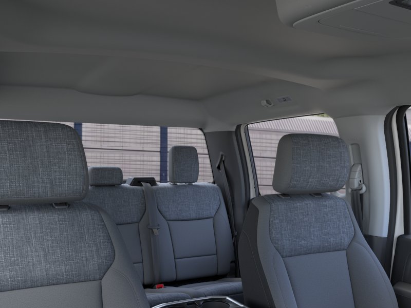 New 2026 Oxford White Ford XLT image 21